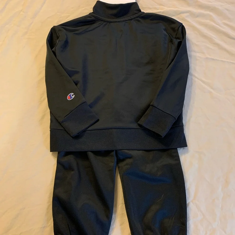 Champion boy’s NWOpriceT size 2T track jacket set
